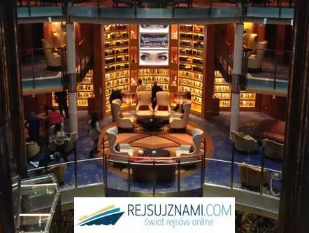 CELEBRITY REFLECTION  - 